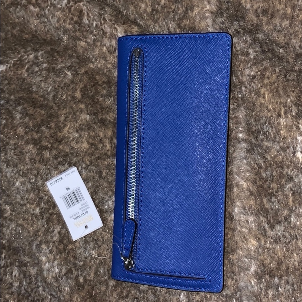 Wallet Mkors 💯 authentic - Picture 2 of 4